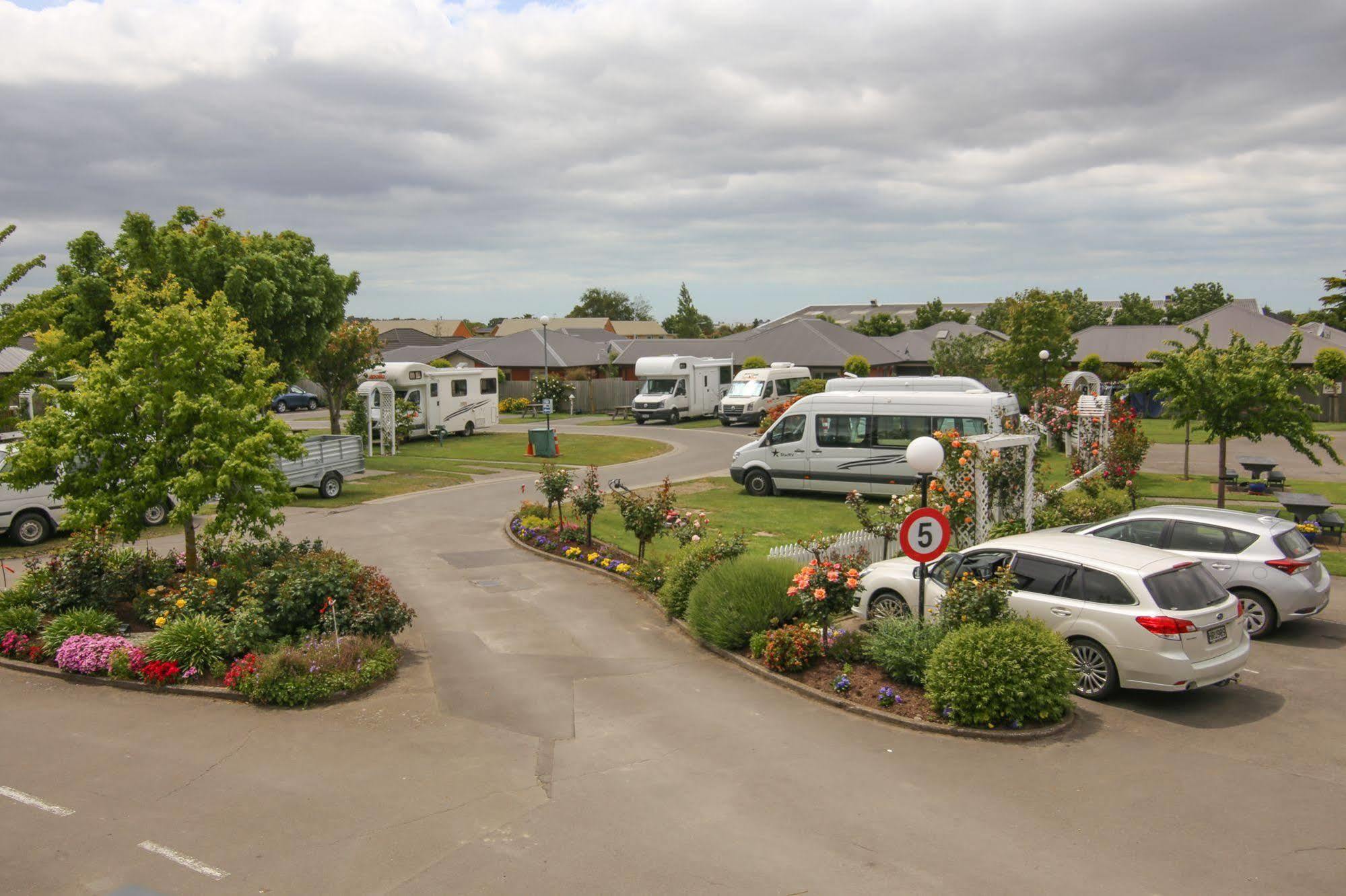 Amber Kiwi Holiday Park & Motels Christchurch Exterior photo